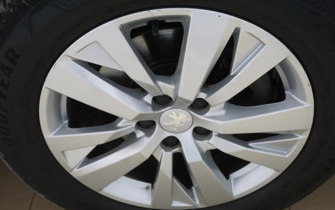 Peugeot 3008 cena 58900 przebieg: 247000, rok produkcji 2019 z Kazimierz Dolny małe 667